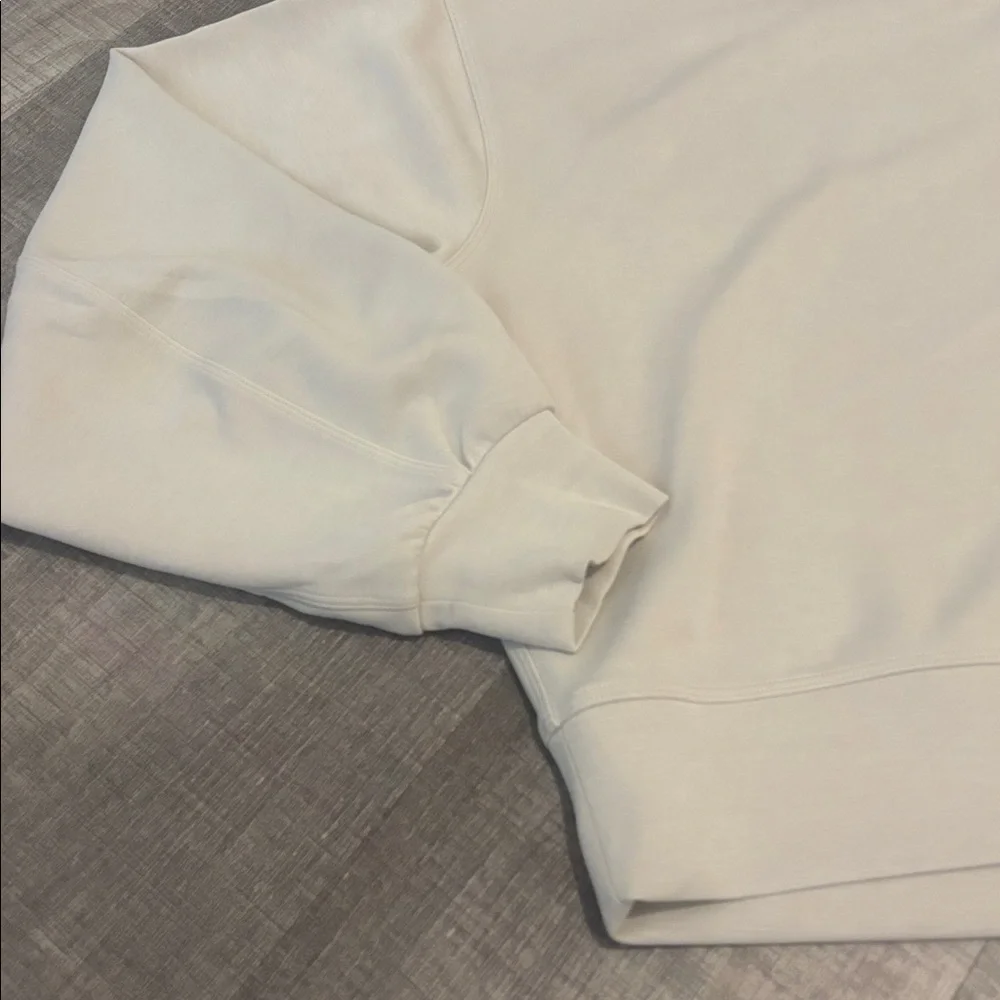 Lululemon Perfectly Oversized Cropped Crew *Softstreme